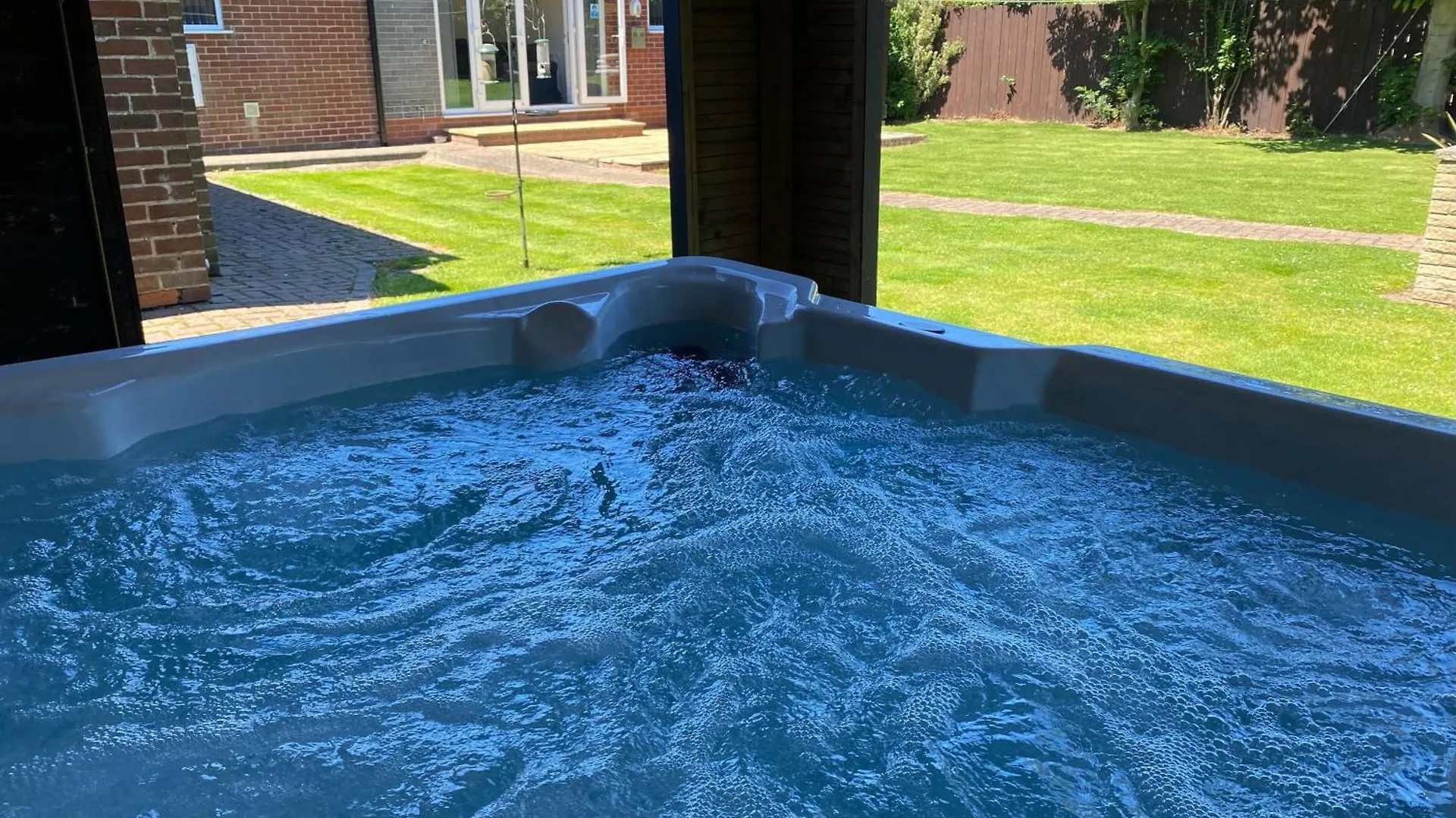 Bero Bungalow With A Hot Tub & A Large Garden! ويذرنسه